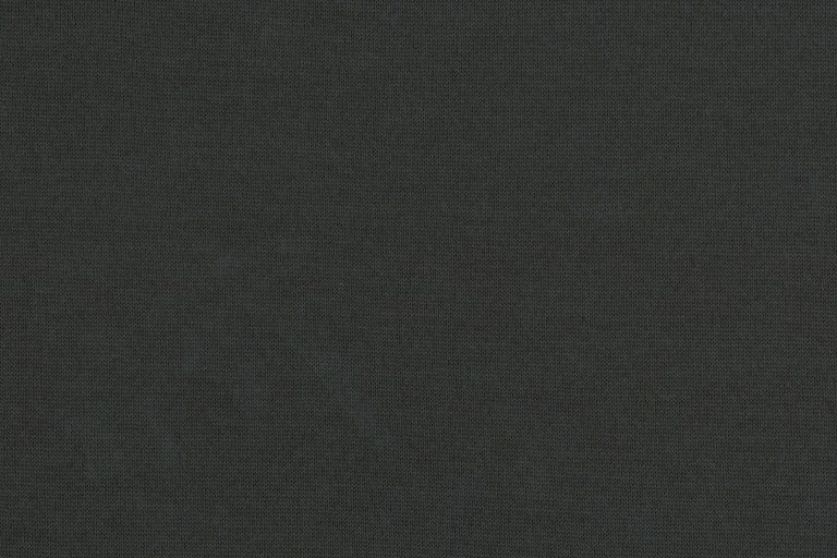 AI-17-18-telo-dahlia