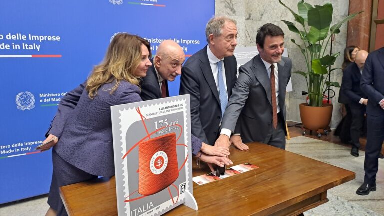 20250404-144001548D0B9D-A010-8F01-CFBF-253EE94D9118