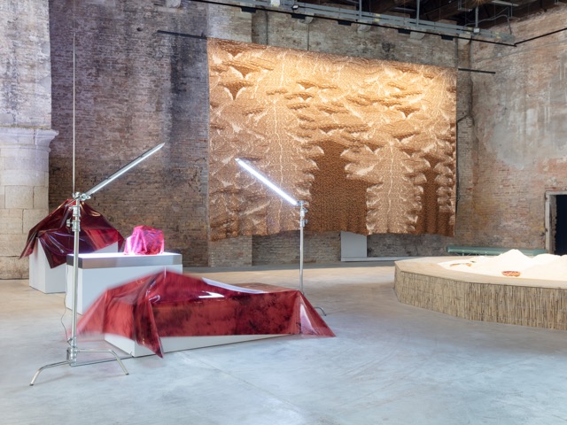 Il filo dell’arte passa da Borgosesia alla Biennale_Uzbekistan Pavilion ©gerdastudio 004_5DS8451